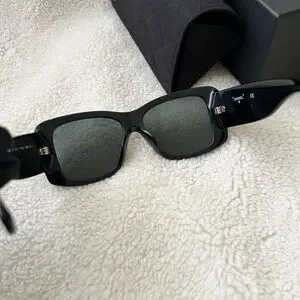 Auth NIB Chanel 71472 CC Logo Sunglasses- Extremely Rare CHANEL | Accessories | Auth Nib Chanel 7472 Cc Logo  main image 3
